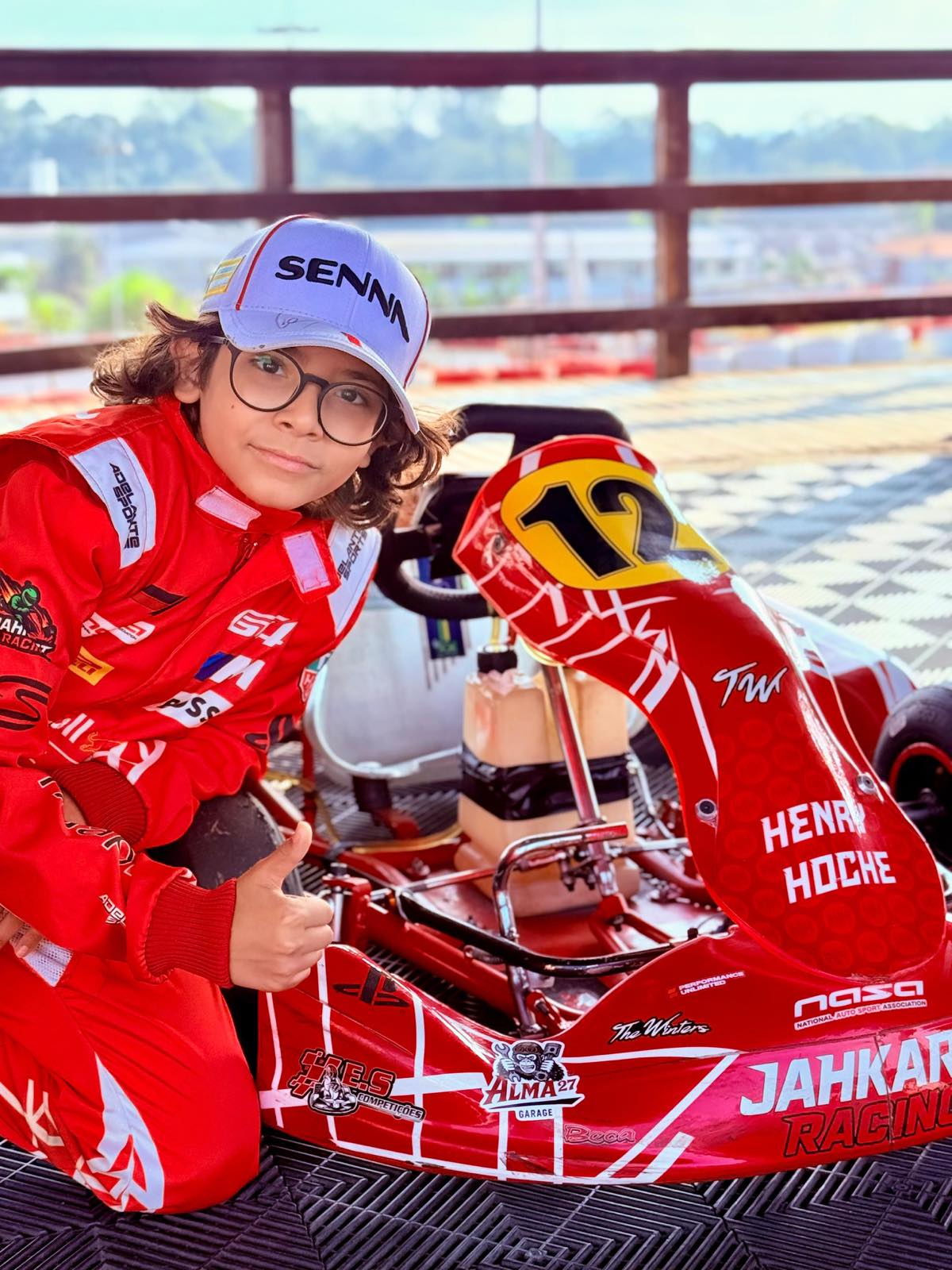 Pilotos da E.S. Competições no paddock